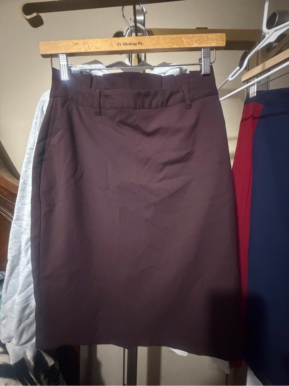 Banana Republic Women's Pencil Skirt in Deep Brown